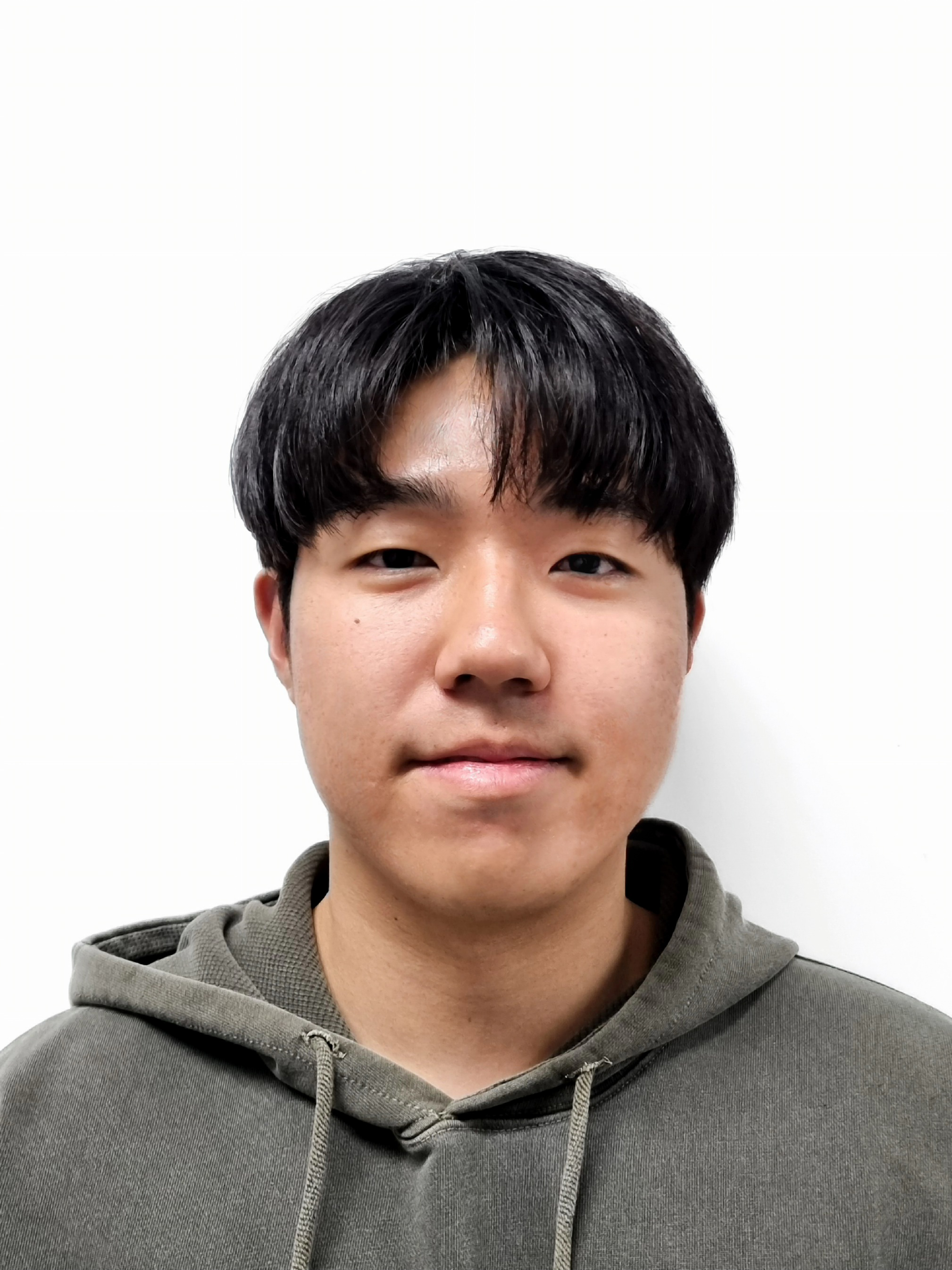 최정빈 증명사진